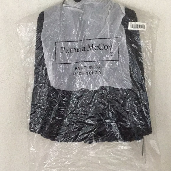 Faux fur jacket. - Picture 8 of 8